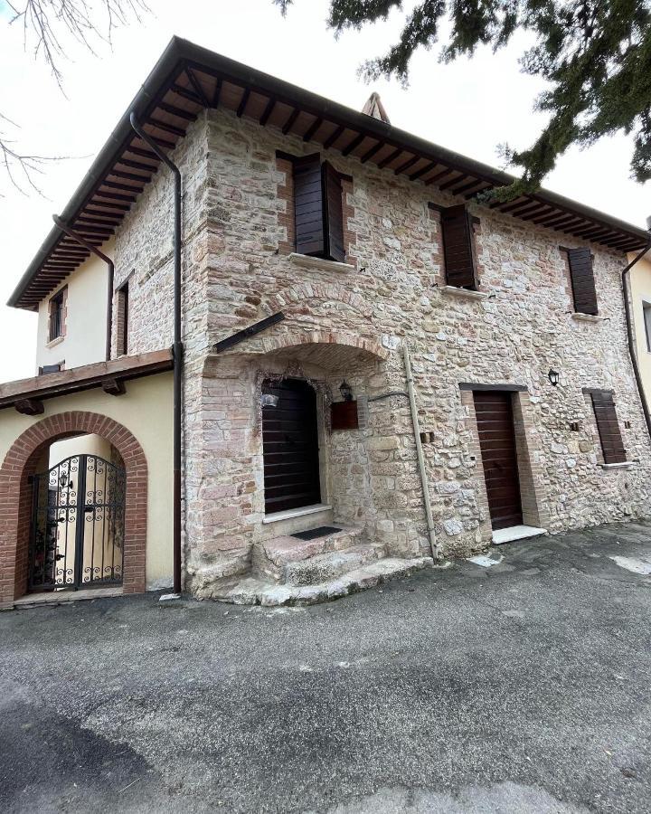 Casa Vacanze Vecchio Frantoio Residenza Moraiolo Spoleto Zewnętrze zdjęcie